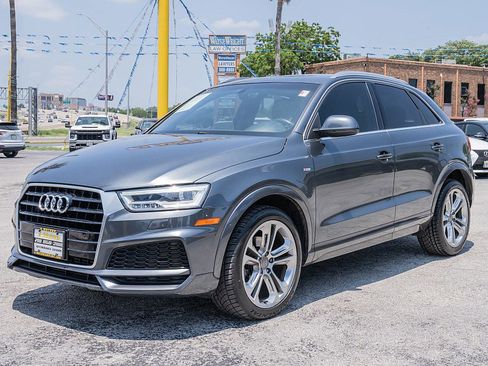 Used 2018 Audi Q3 2.0T Premium Plus w/ Premium Plus Package FWD image 9