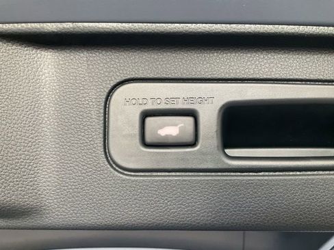 Certified 2023 Honda Pilot Elite image 22
