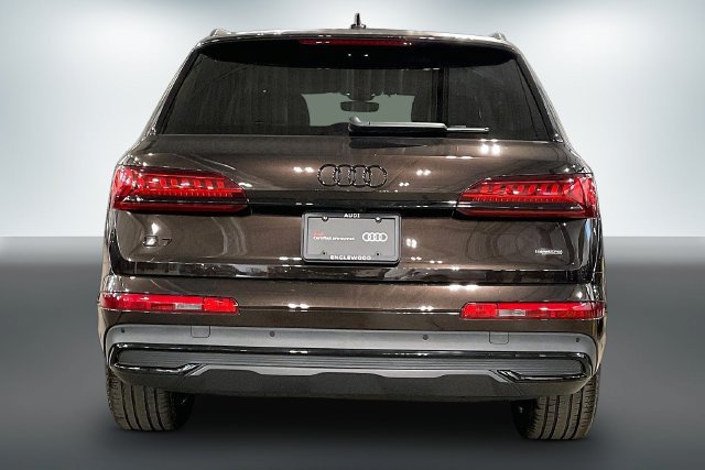 Certified 2023 Audi Q7 2.0T Premium Plus w/ Premium Plus Package AWD/4WD image 4