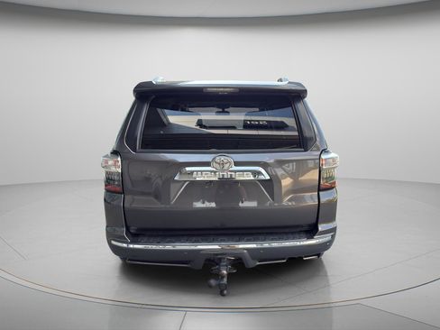 Used 2018 Toyota 4Runner Limited AWD/4WD image 6