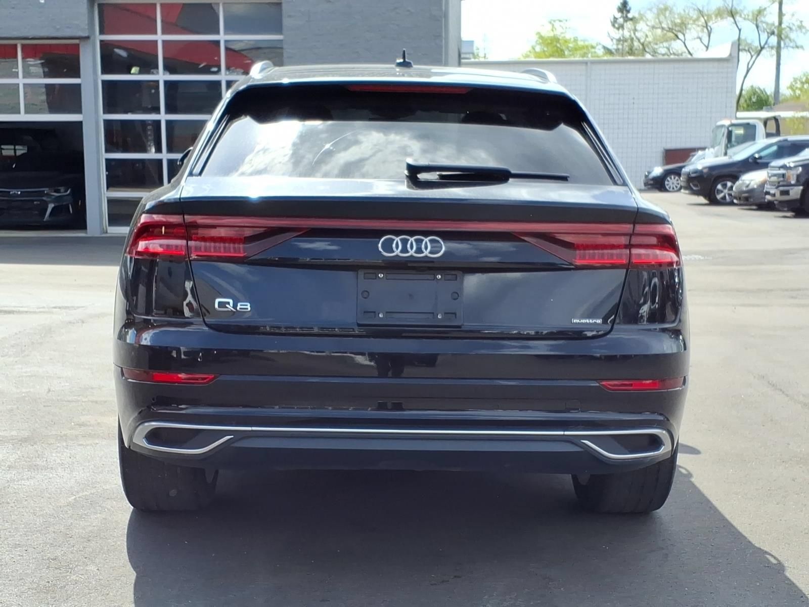 Used 2022 Audi Q8 Premium Plus AWD/4WD image 4