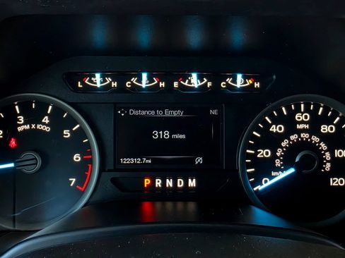 Used 2020 Ford F150 XLT w/ Equipment Group 302A Luxury AWD/4WD image 31