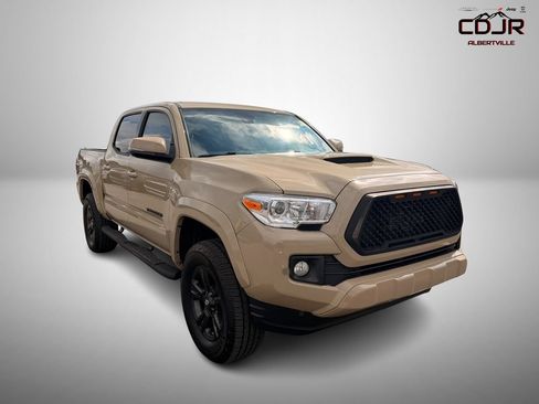 Used 2019 Toyota Tacoma TRD Sport w/ Technology Package RWD image 1