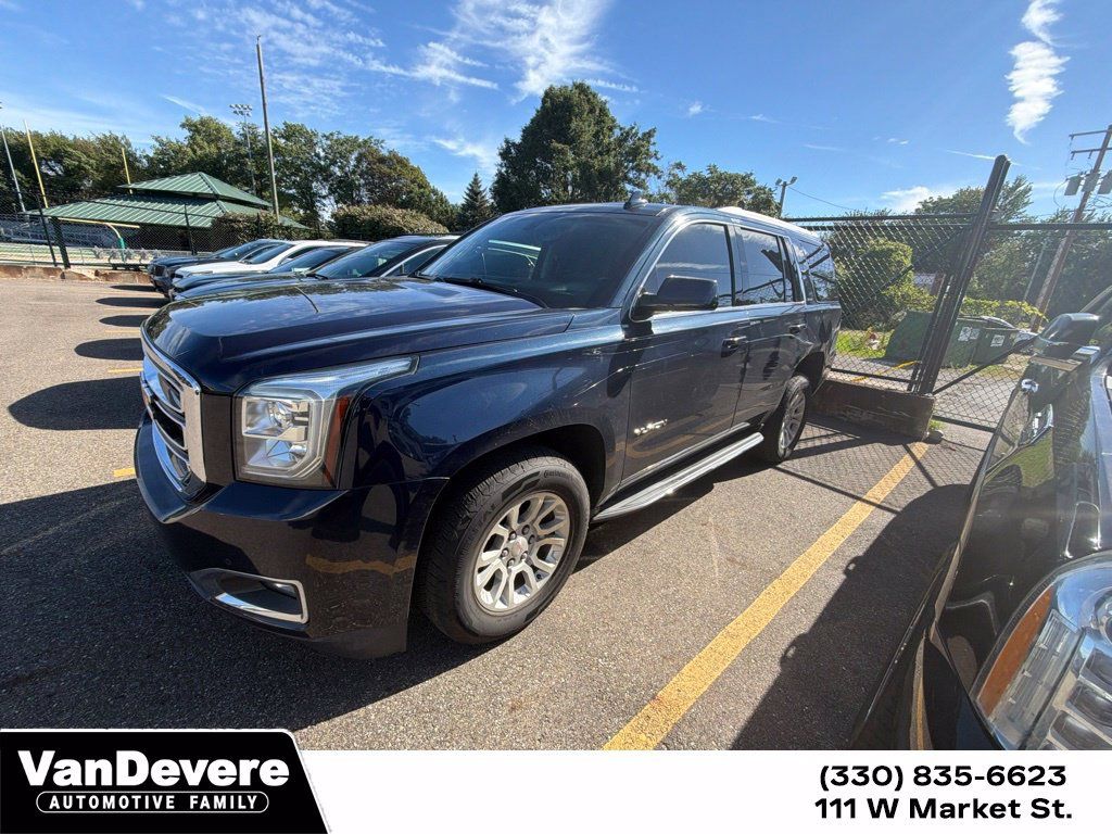 Used 2020 GMC Yukon SLE w/ Convenience Package AWD/4WD image 1