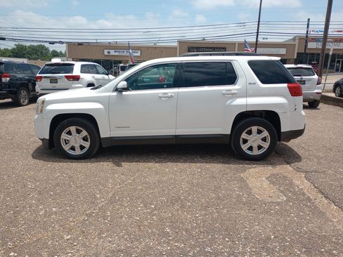 Used 2015 GMC Terrain SLE FWD image 4