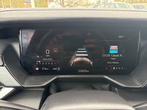 Certified 2025 GMC Acadia Elevation AWD/4WD image 31