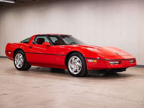 Used 1990 Chevrolet Corvette ZR-1 RWD image 8