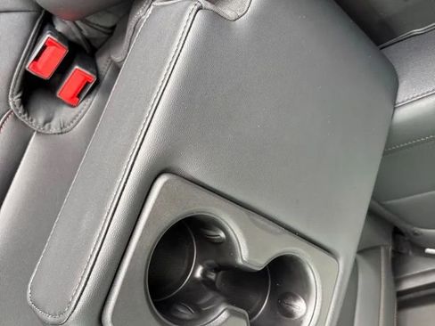 New 2026 Jeep Cherokee Limited image 32