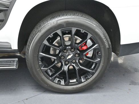 Used 2024 Chevrolet Tahoe High Country AWD/4WD image 42