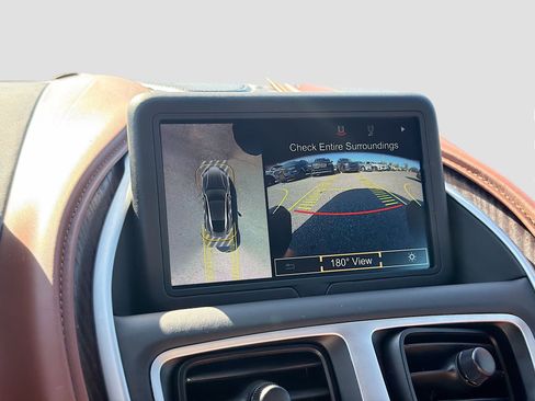 Used 2018 Aston Martin DB11 V12 image 31