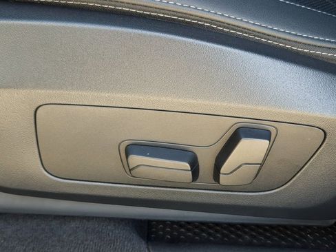 Used 2025 BMW X2 xDrive28i w/ Technology Package image 9