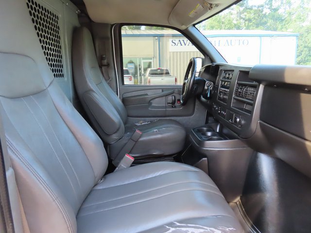 Used 2015 Chevrolet Express 2500 RWD image 29
