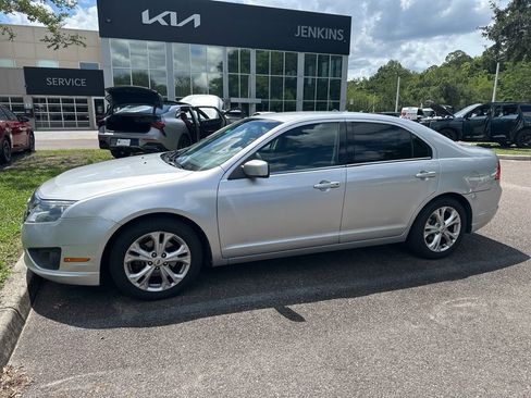 Used 2012 Ford Fusion SE FWD image 1