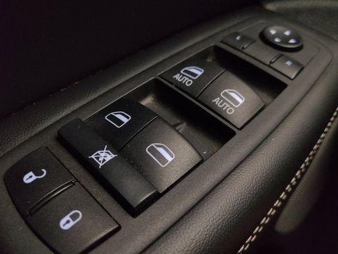 Used 2021 Jeep Grand Cherokee Limited w/ Quick Order Package 28K 80th RWD image 27