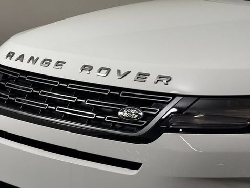 Used 2026 Land Rover Range Rover Evoque S AWD/4WD image 13