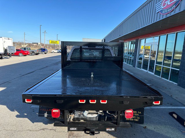 Used 2015 Ford F550 2WD Crew Cab Super Duty image 9