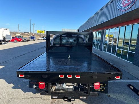Used 2015 Ford F550 2WD Crew Cab Super Duty image 9