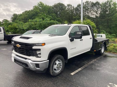 New 2026 Chevrolet Silverado 3500 W/T w/ WT Convenience Package AWD/4WD image 2