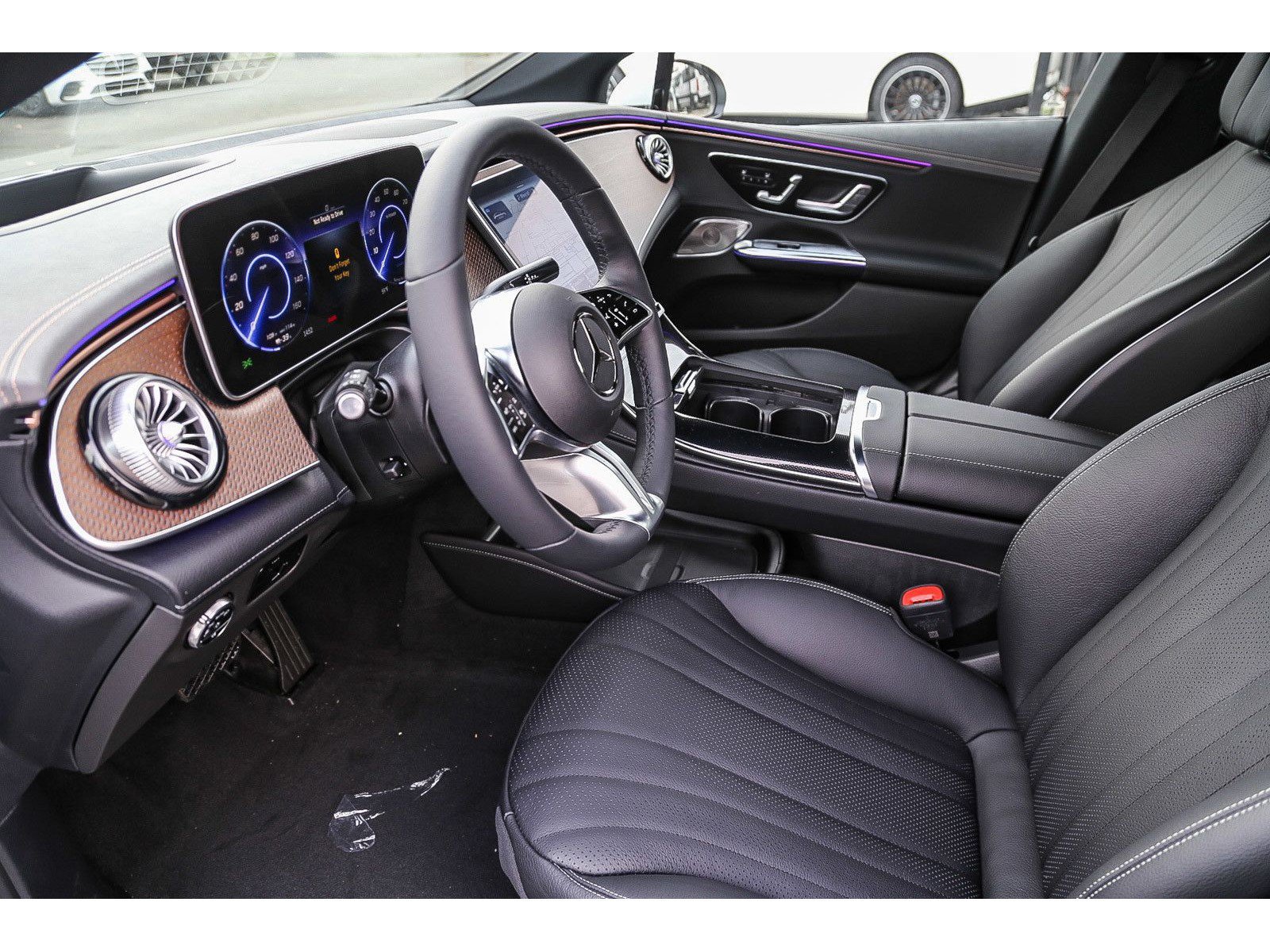 Used 2024 Mercedes-Benz EQE 350+ 4MATIC Sedan image 24