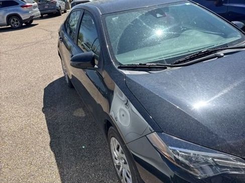 Used 2019 Toyota Corolla LE image 14