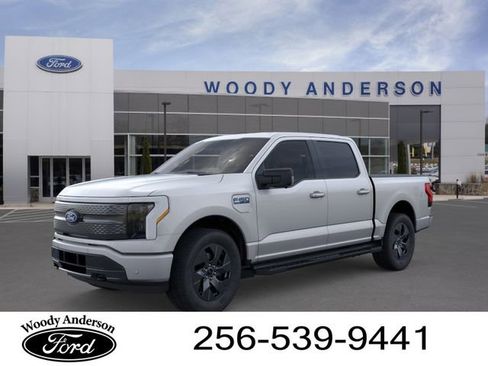 New 2025 Ford F150 Lightning Flash AWD/4WD image 1