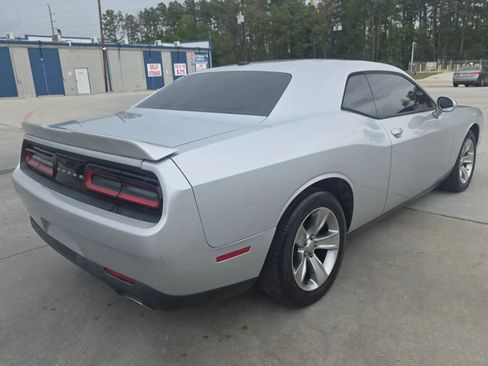 Used 2020 Dodge Challenger SXT w/ Driver Convenience Group RWD image 42