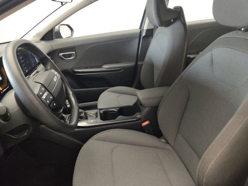 Used 2025 Kia K4 FWD image 17