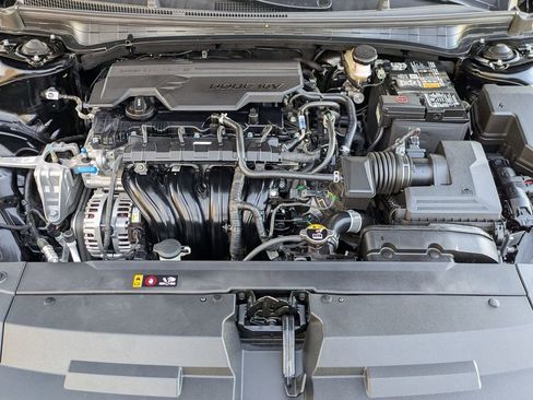 Used 2025 Kia K4 LXS image 30