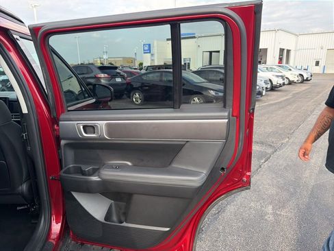 Used 2025 Hyundai Santa Fe SEL image 23