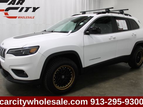 Used 2022 Jeep Cherokee Latitude Lux AWD/4WD image 1
