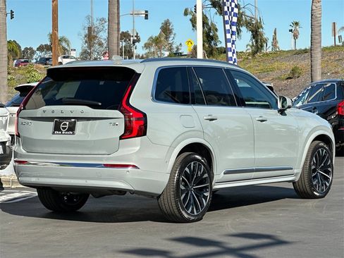 New 2026 Volvo XC90 T8 Ultra w/ Protection Package Premier image 5