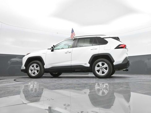 Used 2021 Toyota RAV4 XLE w/ Convenience Package image 38