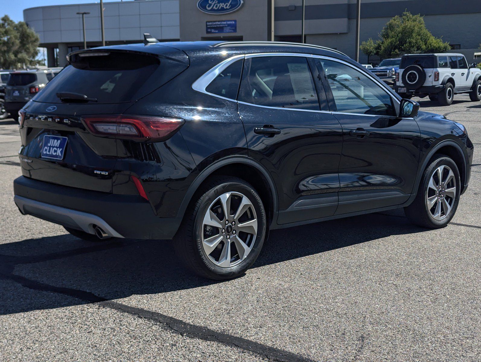 Certified 2025 Ford Escape Platinum AWD/4WD image 2