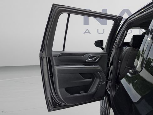 Used 2021 GMC Yukon XL AT4 w/ Rear Media and Nav Package AWD/4WD image 27
