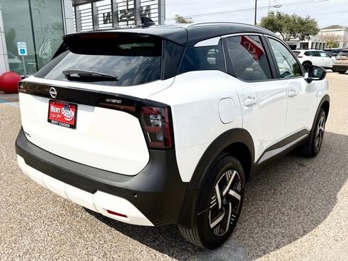 New 2026 Nissan Kicks SV w/ SV Premium Package image 7