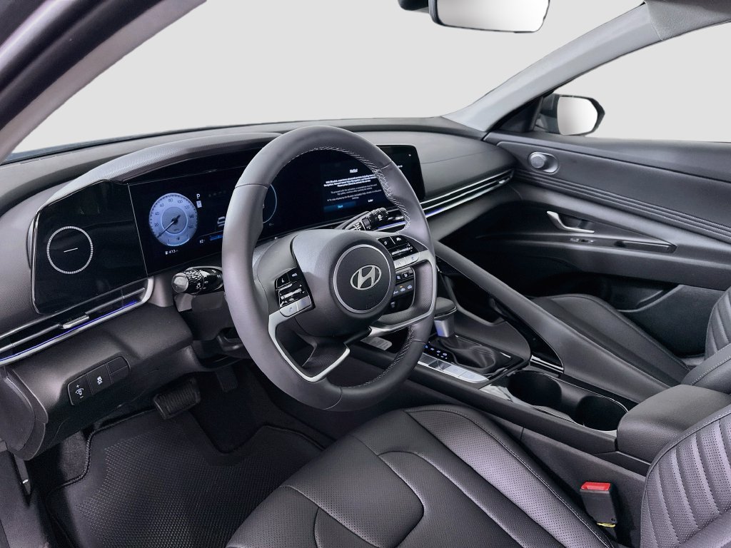New 2026 Hyundai Elantra Limited FWD image 9