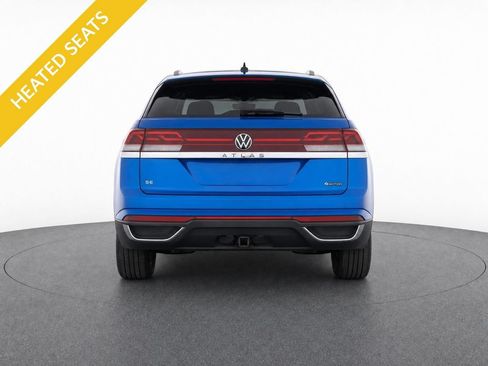 Used 2024 Volkswagen Atlas Cross Sport SE AWD/4WD image 6