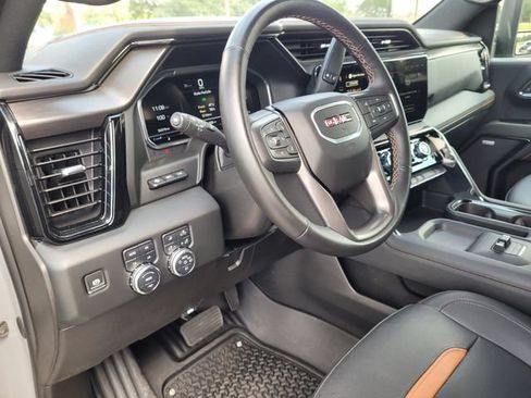 Used 2024 GMC Sierra 2500 AT4 w/ AT4 Premium Plus Package AWD/4WD image 23