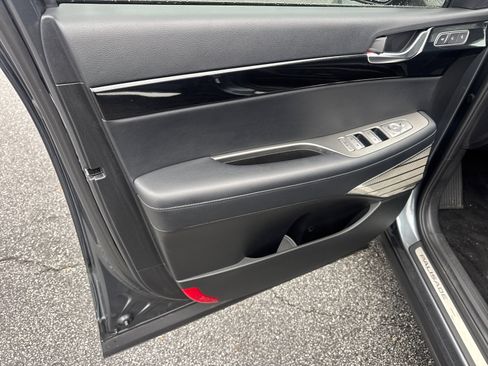 Used 2021 Hyundai Palisade Limited image 10