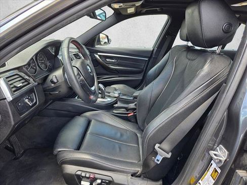 Used 2018 BMW 330i Sedan RWD image 12