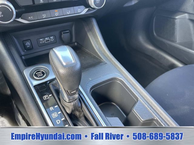 Used 2024 Nissan Sentra SV FWD image 24