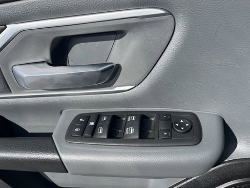 Used 2022 RAM 1500 Big Horn w/ Trailer Tow Group image 17