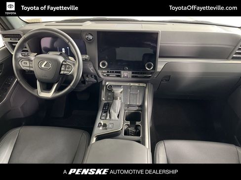 Used 2025 Lexus GX 550 550 Premium+ image 19