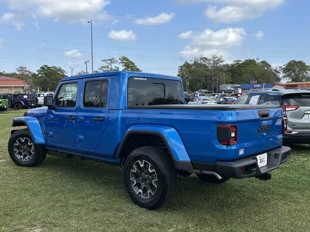 New 2026 Jeep Gladiator Sport AWD/4WD image 14
