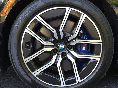 Used 2023 BMW i7 xDrive60 AWD/4WD image 82