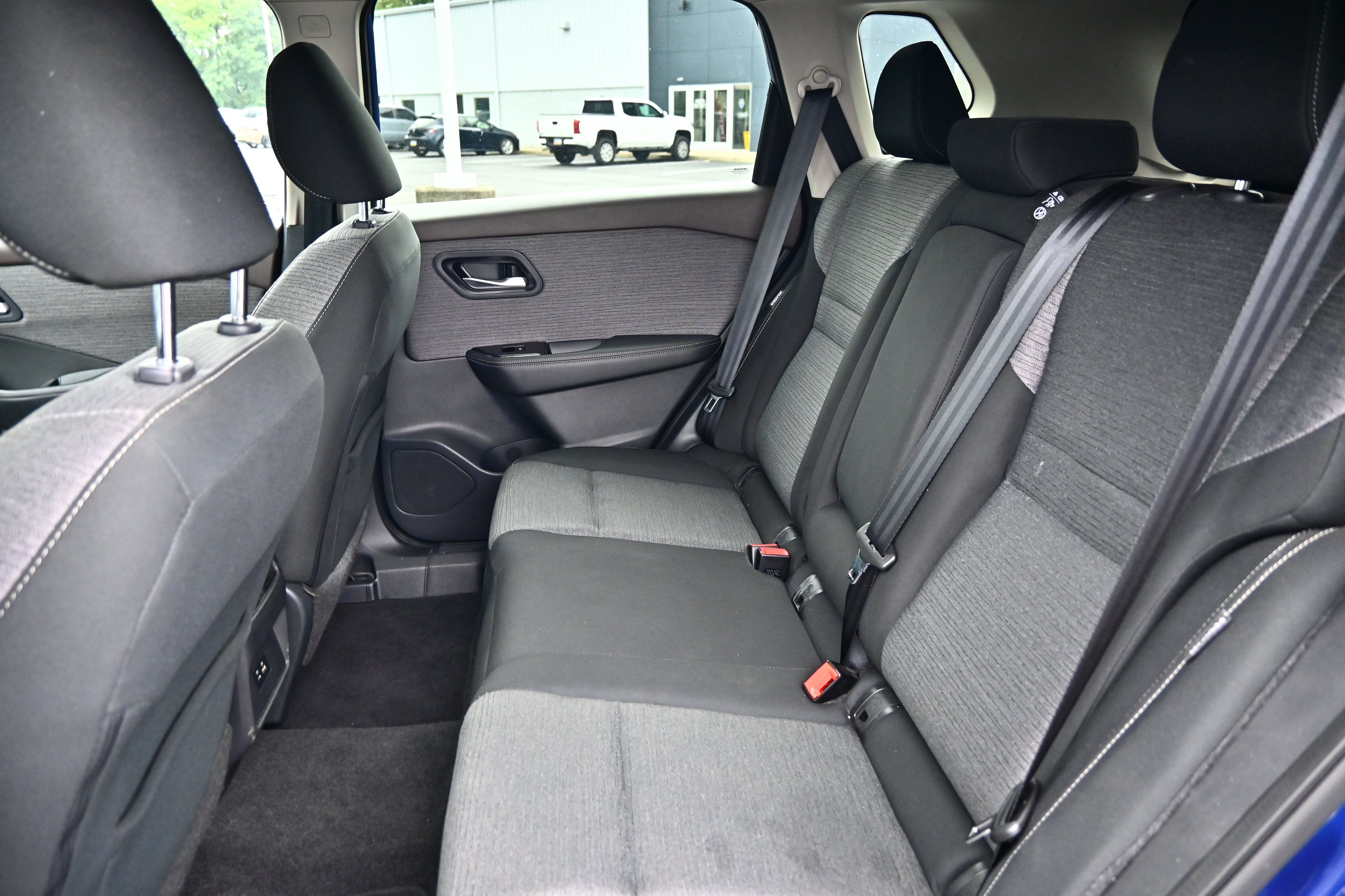 Certified 2022 Nissan Rogue SV AWD/4WD image 14