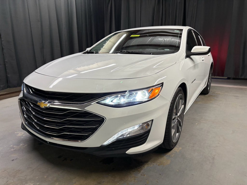 Used 2024 Chevrolet Malibu LT FWD image 1
