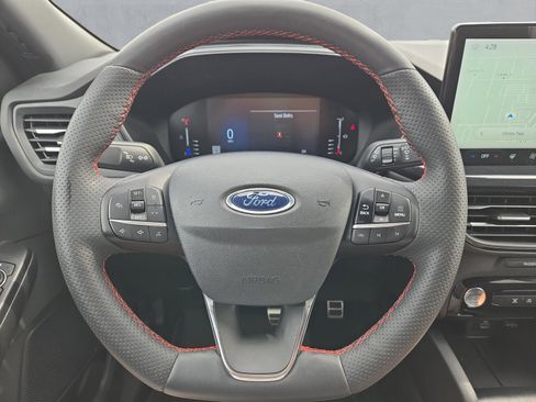 Used 2023 Ford Escape ST-Line w/ Tech Pack #1 AWD/4WD image 13
