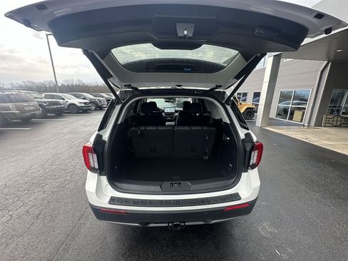 New 2026 Ford Explorer Active w/ Active Comfort Package AWD/4WD image 31
