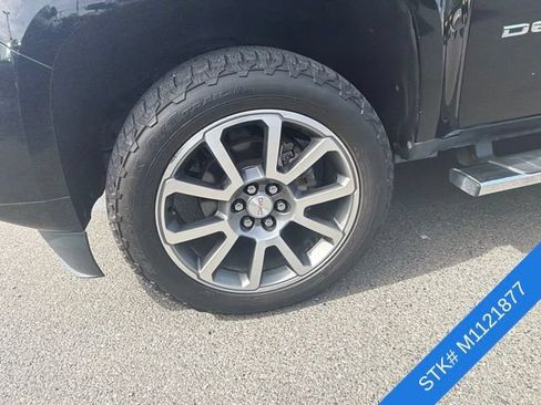 Used 2021 GMC Canyon Denali AWD/4WD image 4
